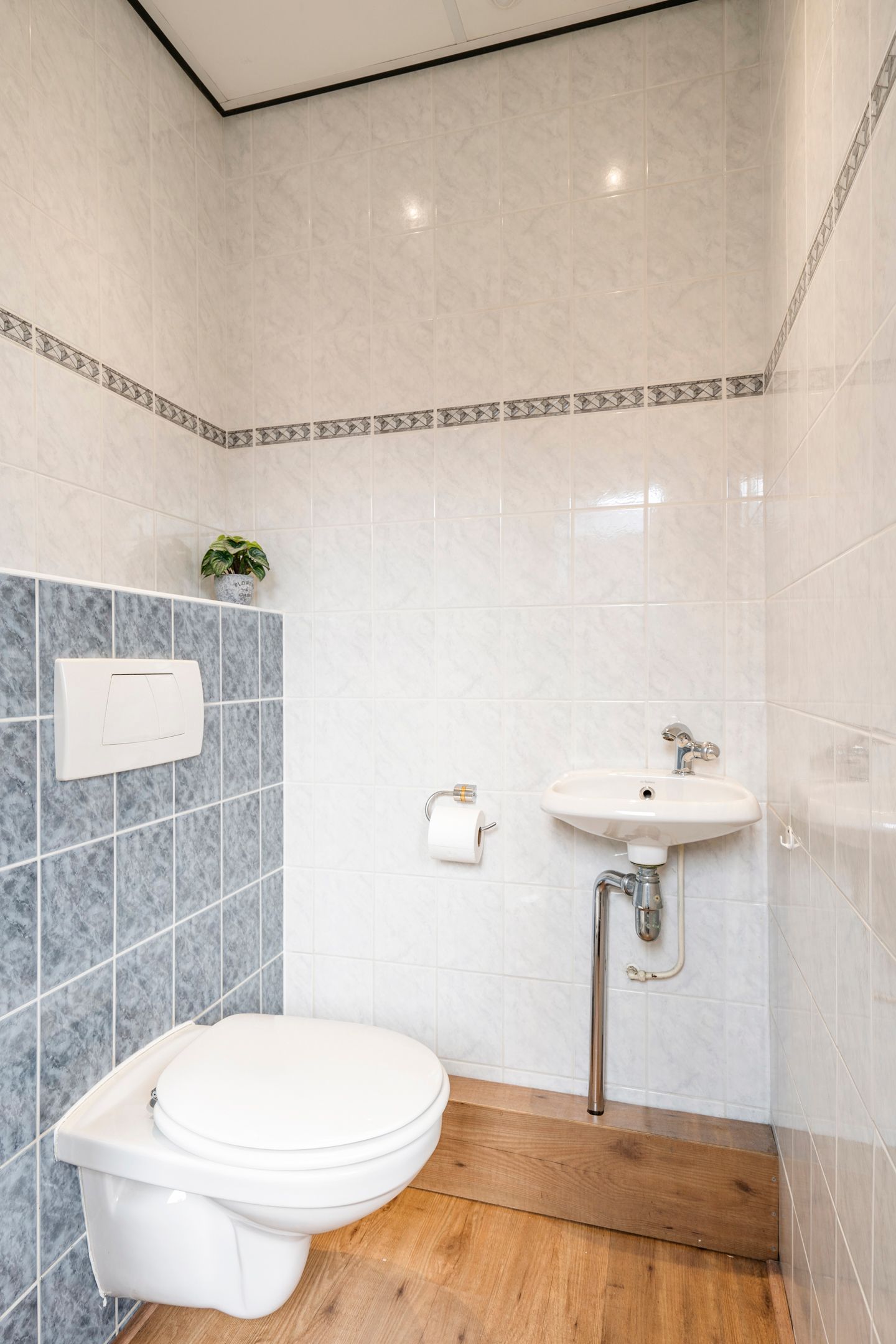Terraced Home with Sunny Garden and Three Spacious Bedrooms — 14