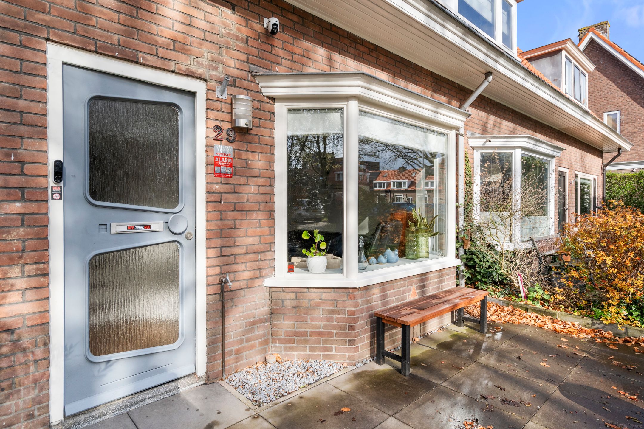 Terraced Home with Sunny Garden and Three Spacious Bedrooms — 33