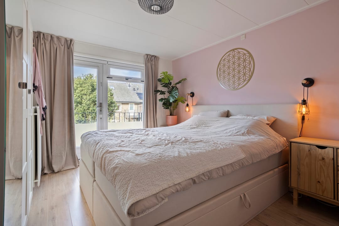 Spacious family home with free view near Zutphen city center — 17