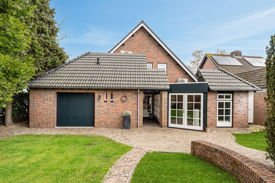 Photo 47 of Schoolstraat 5