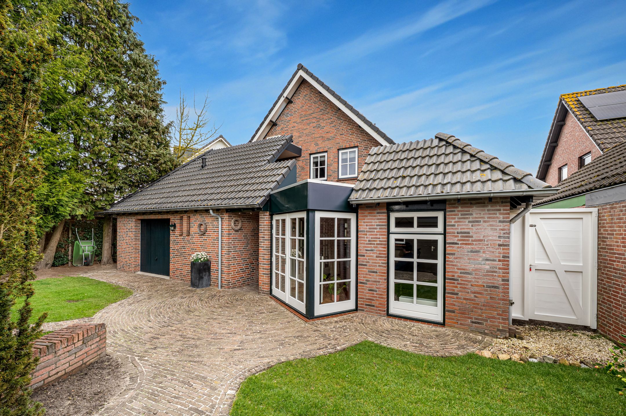 Photo 48 of Schoolstraat 5