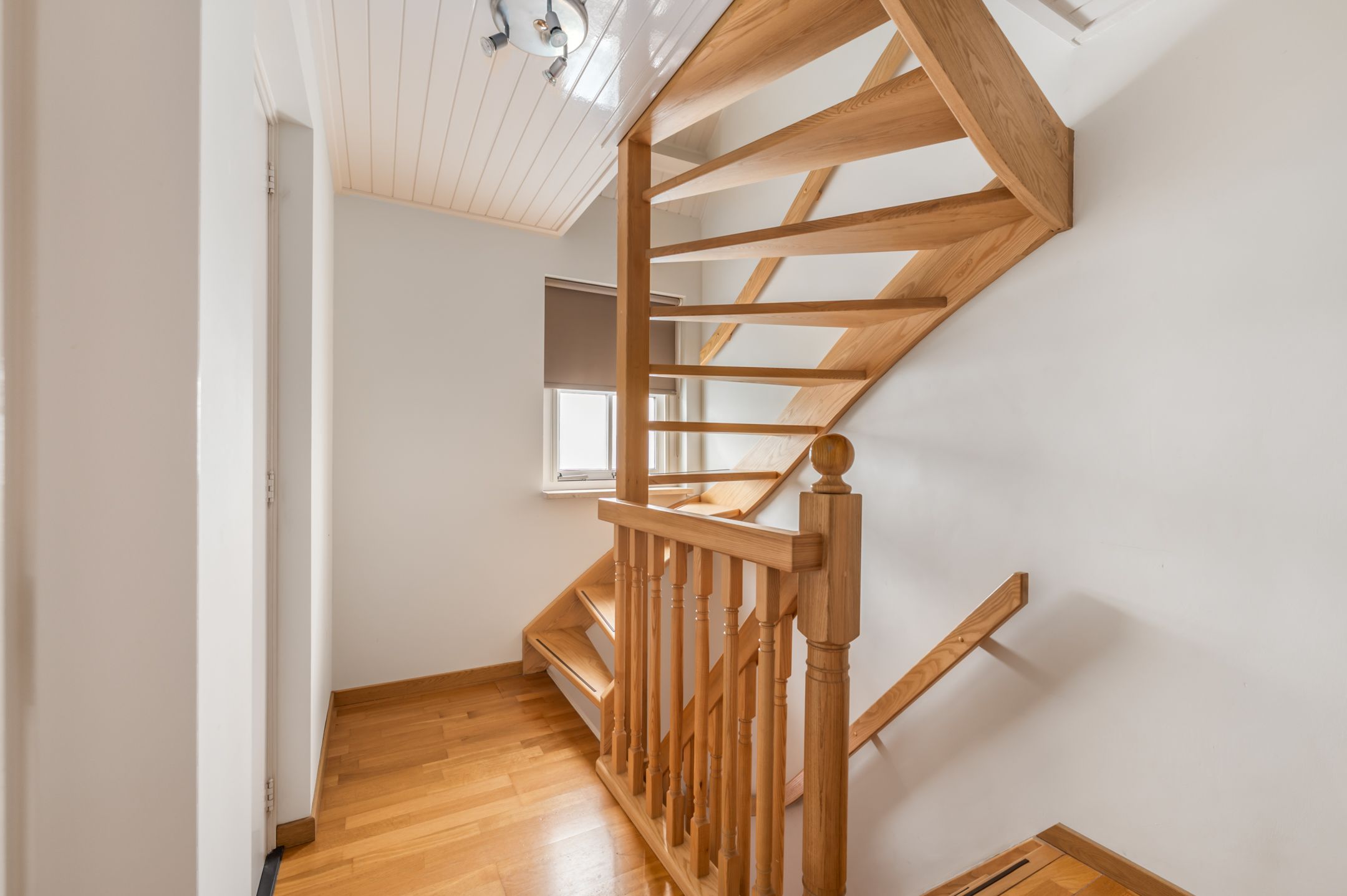 Photo 36 of Schoolstraat 5