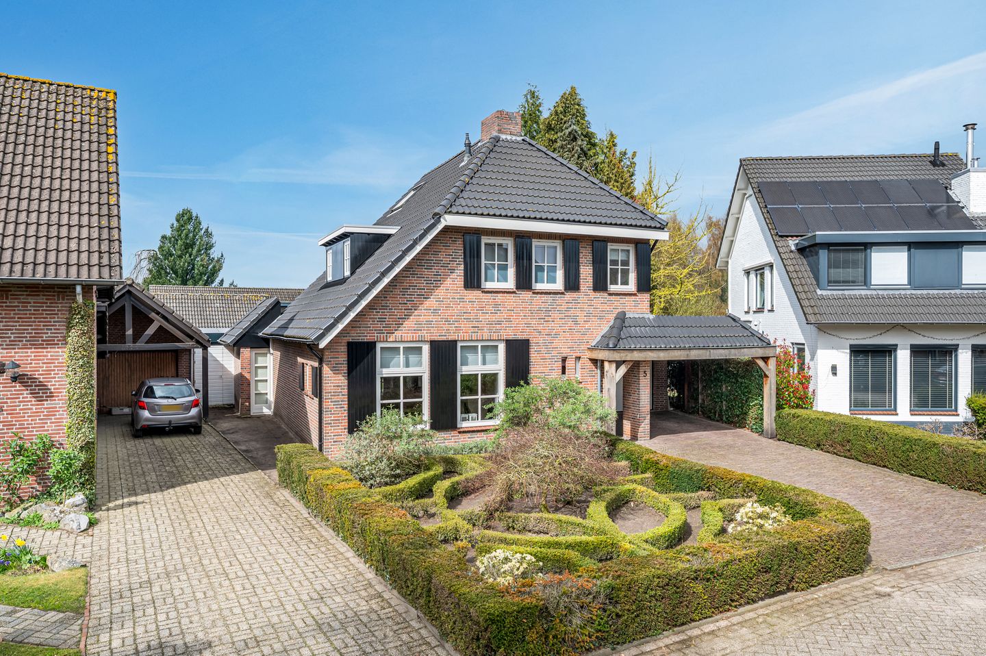 Photo 49 of Schoolstraat 5