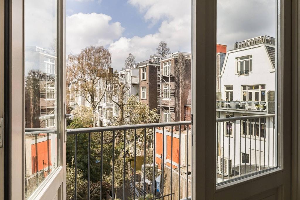 Foto 19 van Cornelis Schuytstraat 10-2