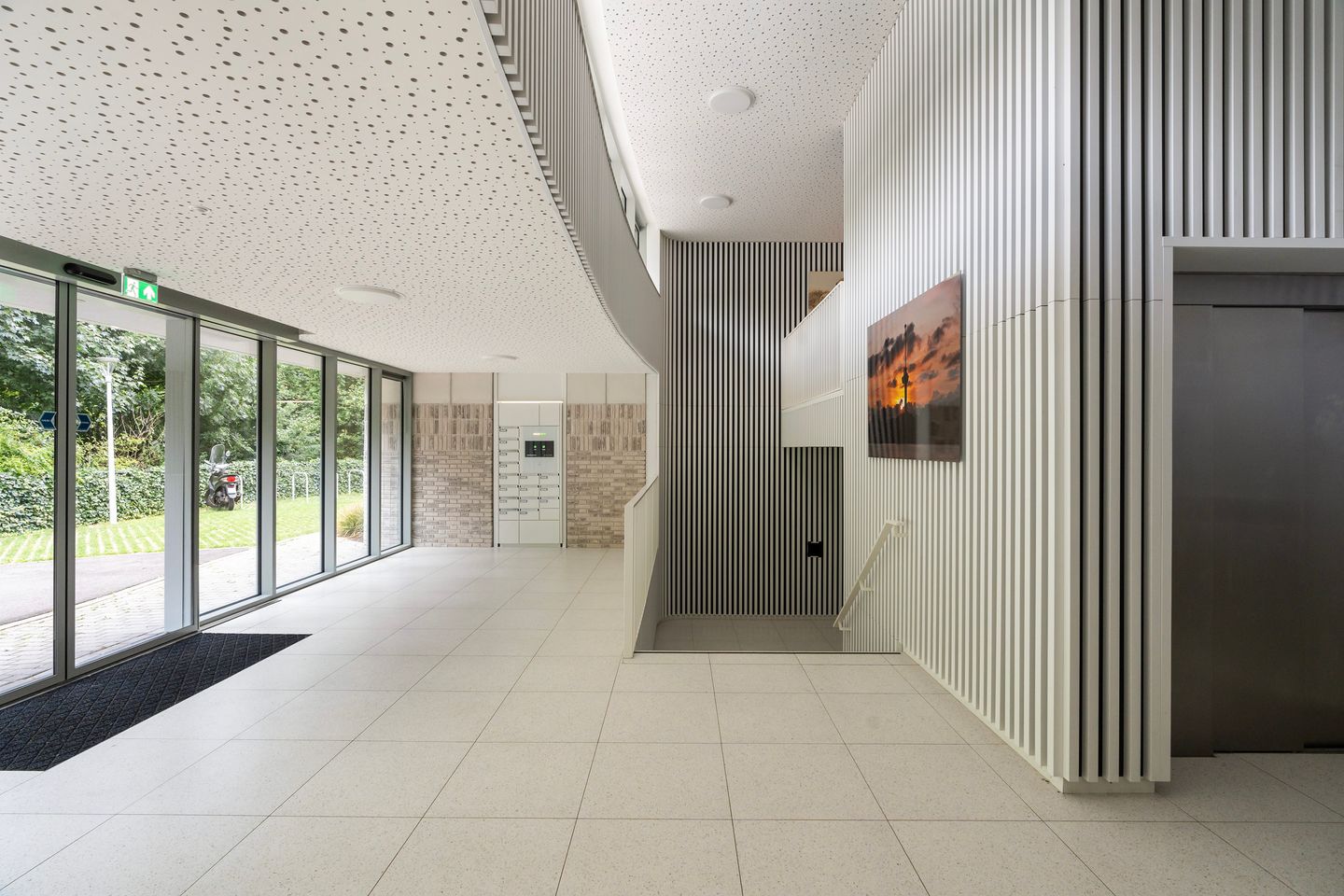 Foto 4 van Van der Duijn van Maasdamweg 716