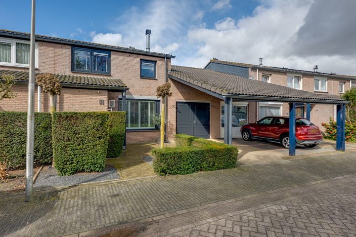 Photo 2 of Nemelaer 11