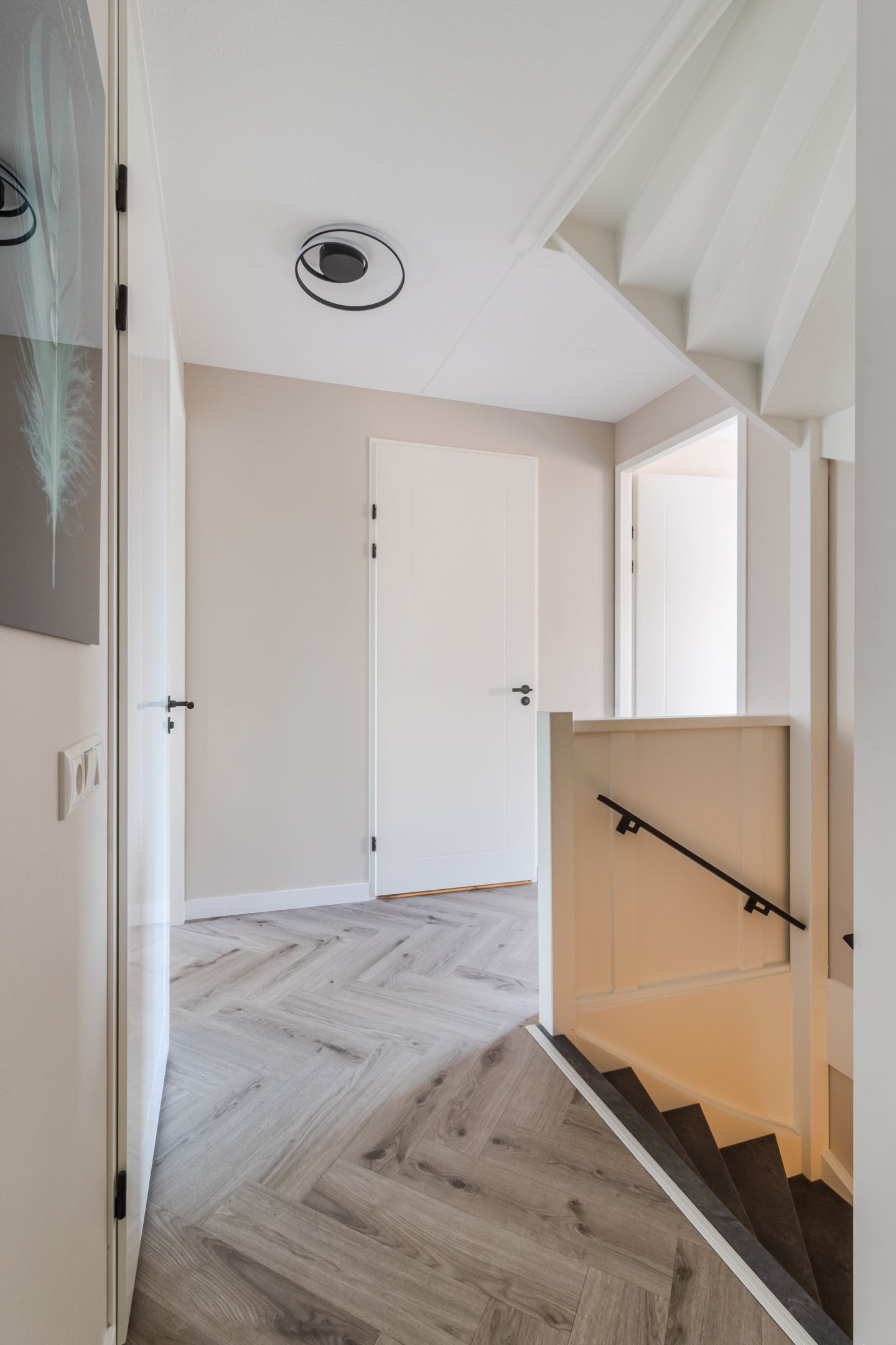 Spacious Energy-Efficient Corner Home with Garage and Luxury Kitchen — 34