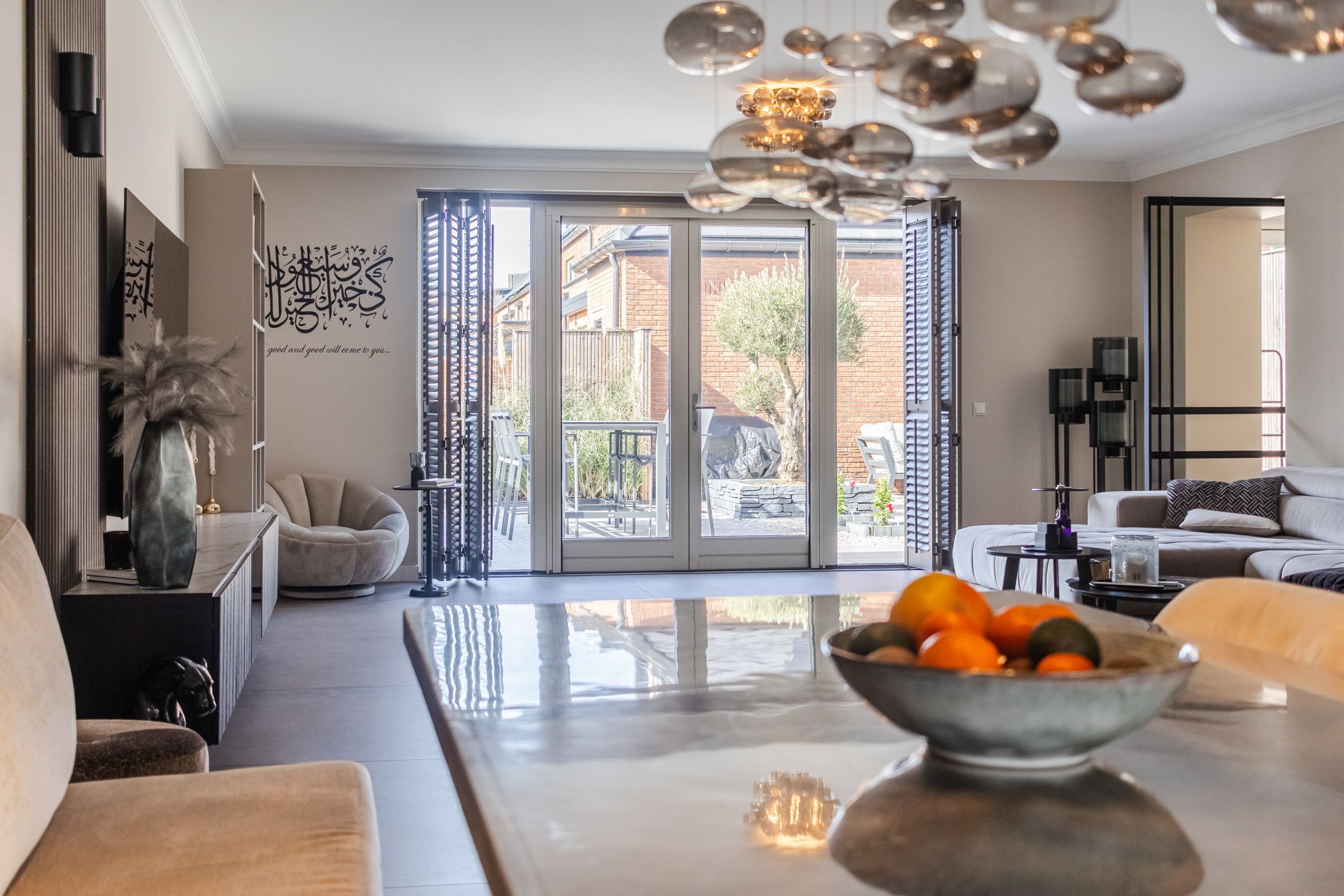 Spacious Energy-Efficient Corner Home with Garage and Luxury Kitchen — 20