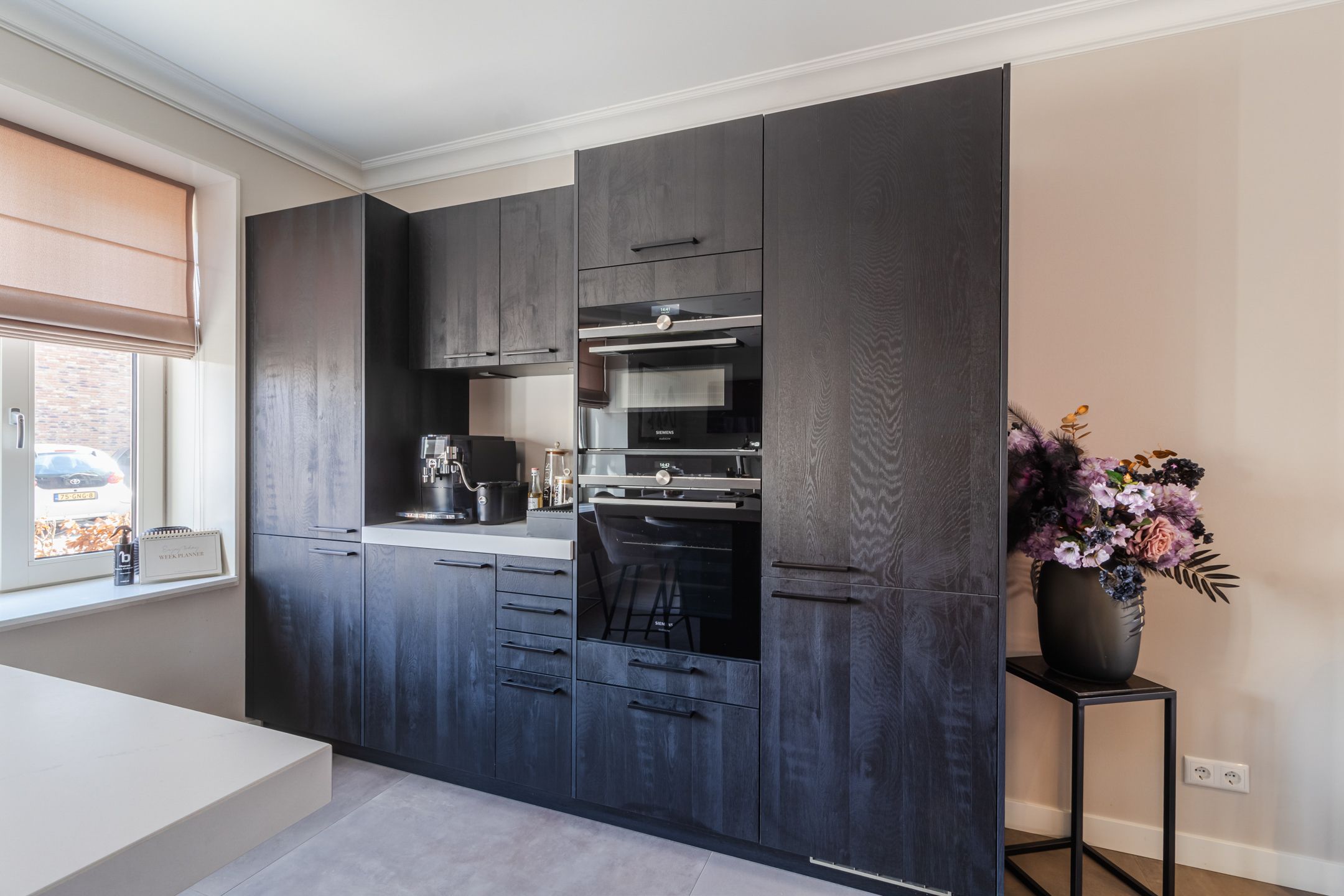 Spacious Energy-Efficient Corner Home with Garage and Luxury Kitchen — 26