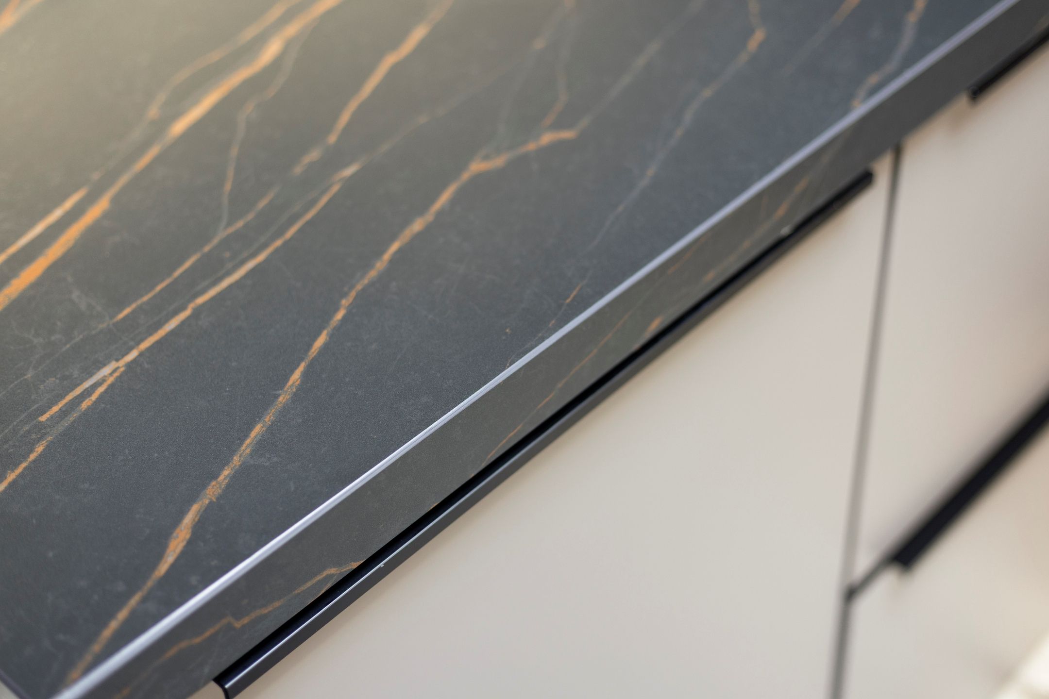 Foto 15 van Madioenstraat 87