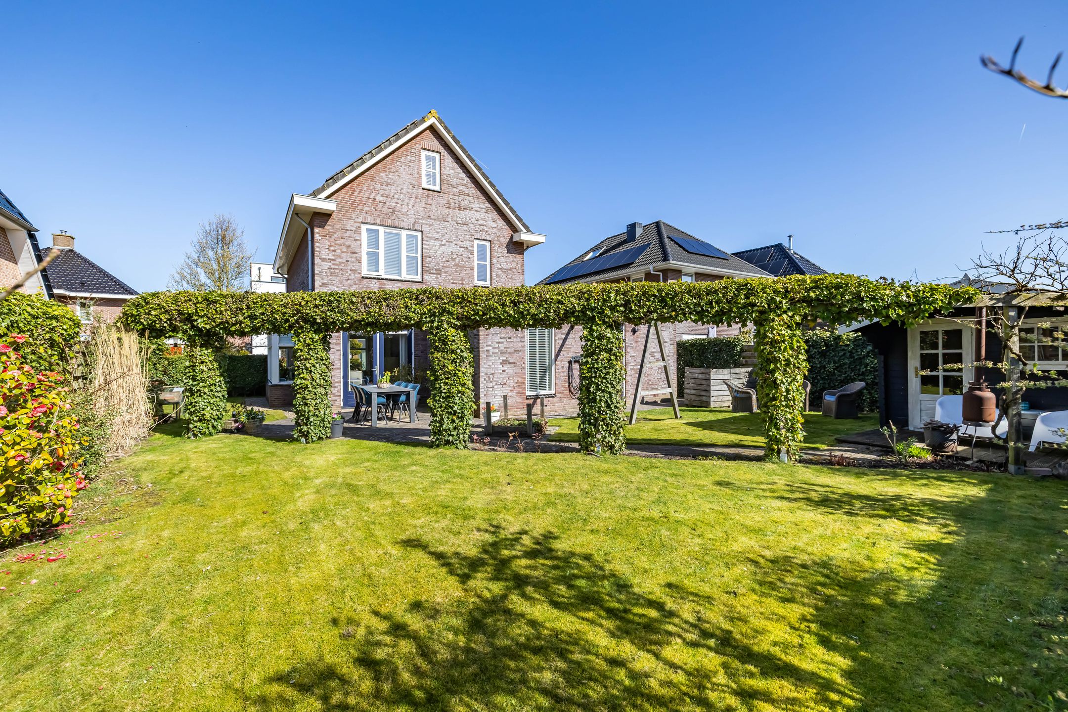 Foto 3 van Weiwerd 9