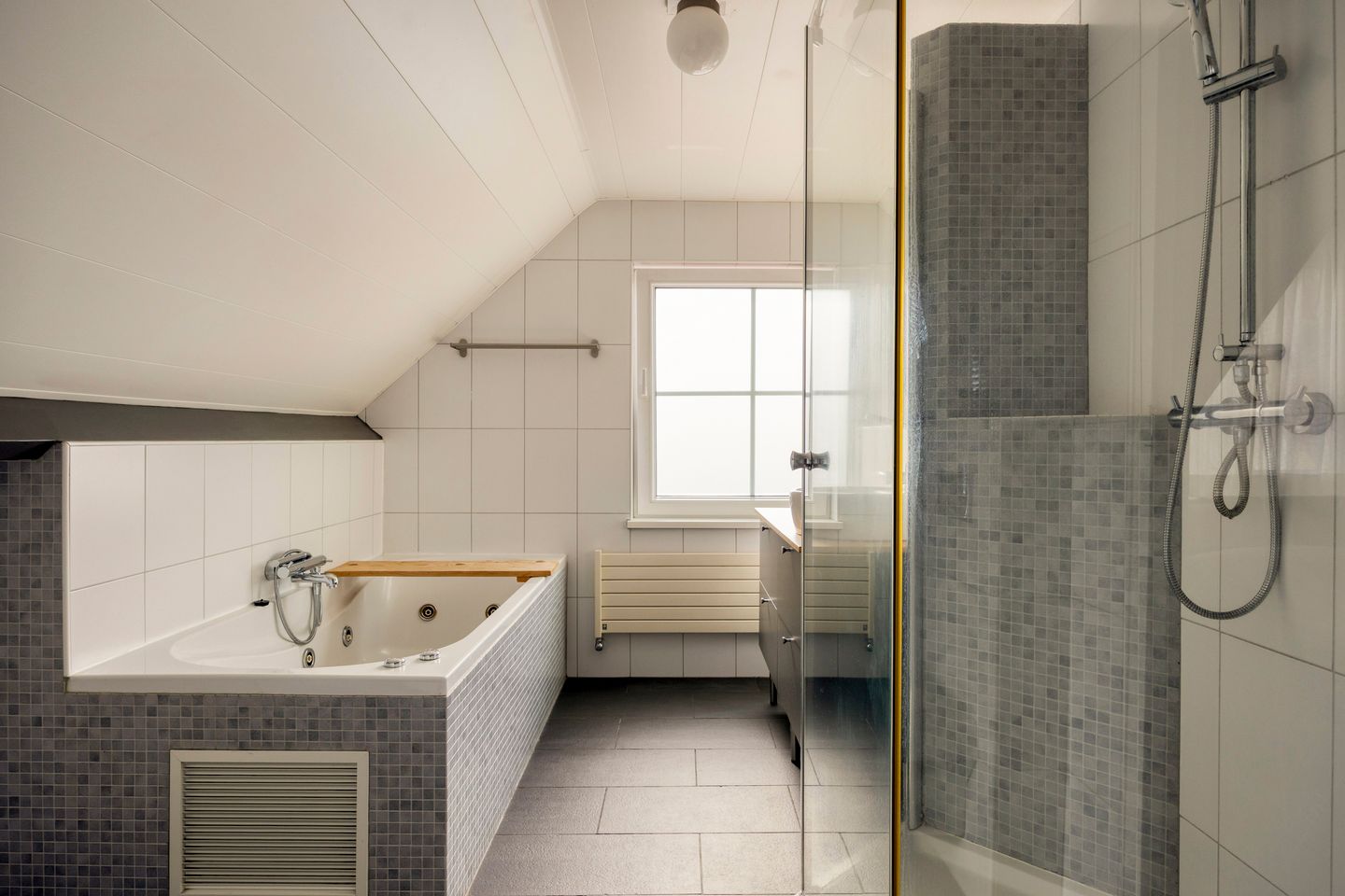 Photo 19 of Willemstraat 34