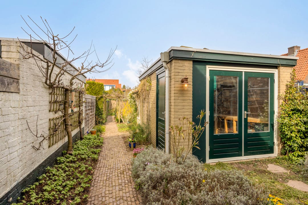 Photo 32 of Willemstraat 34