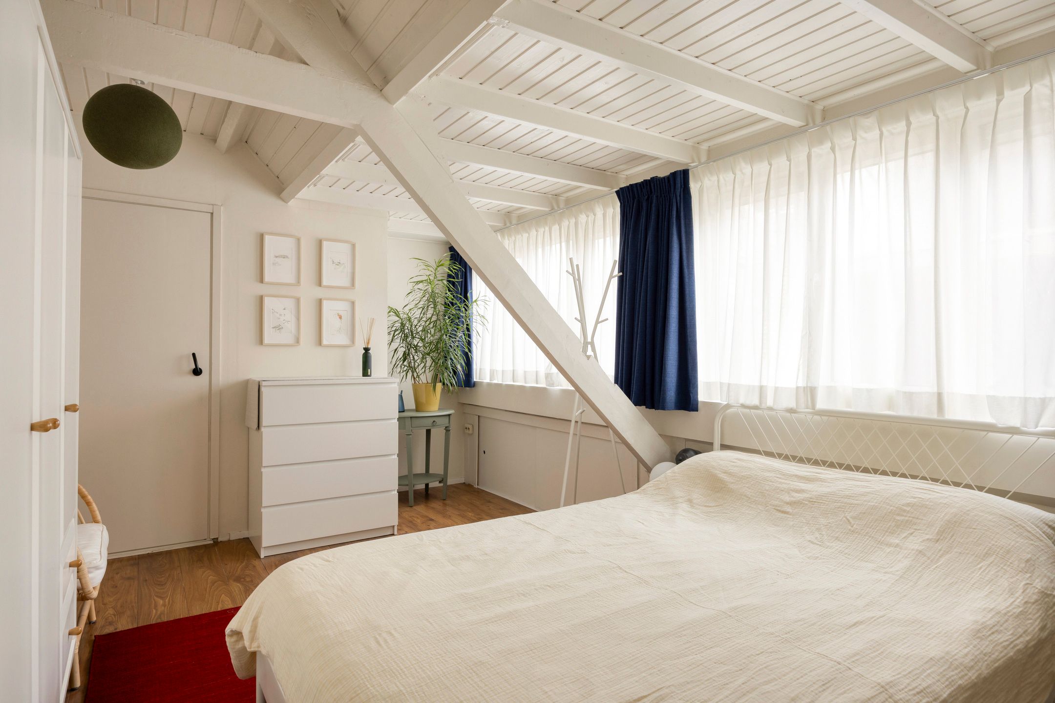 Photo 18 of Willemstraat 34