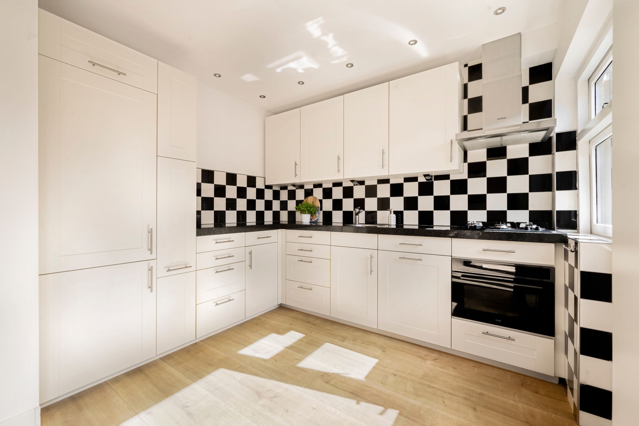 Photo 9 of De Vuyk 30