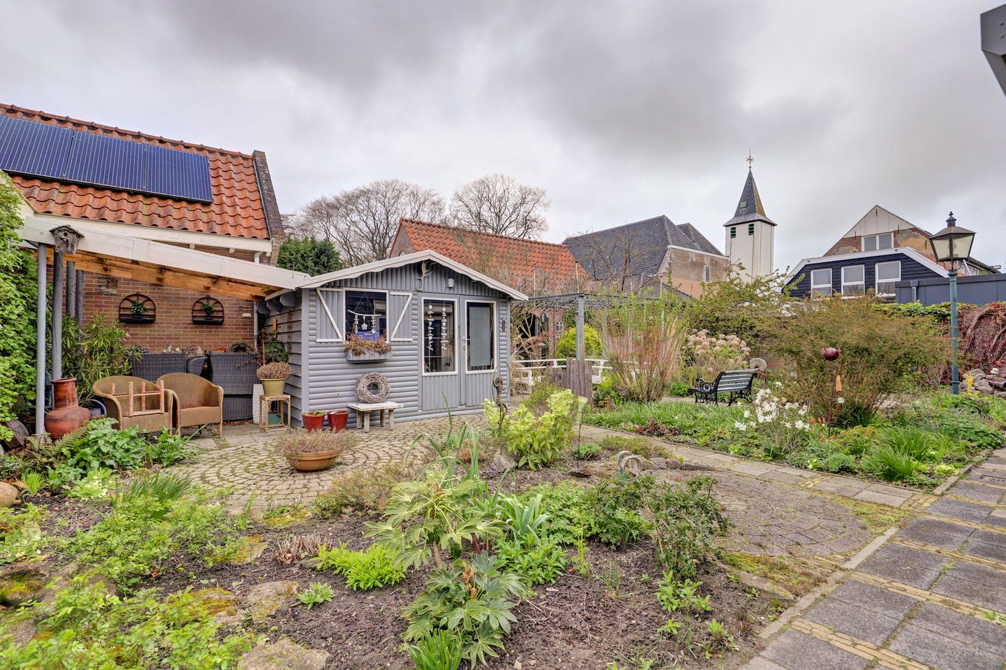 Spacious semi-detached home with ground floor bedroom in Colijnsplaat — 34