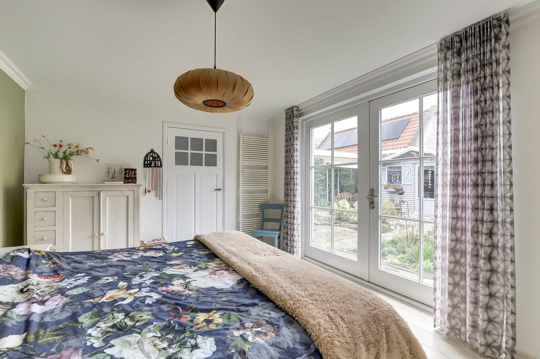 Spacious semi-detached home with ground floor bedroom in Colijnsplaat — 22