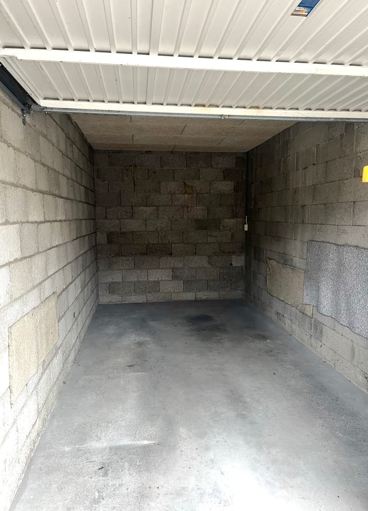 Photo 3 of Malvert 6803