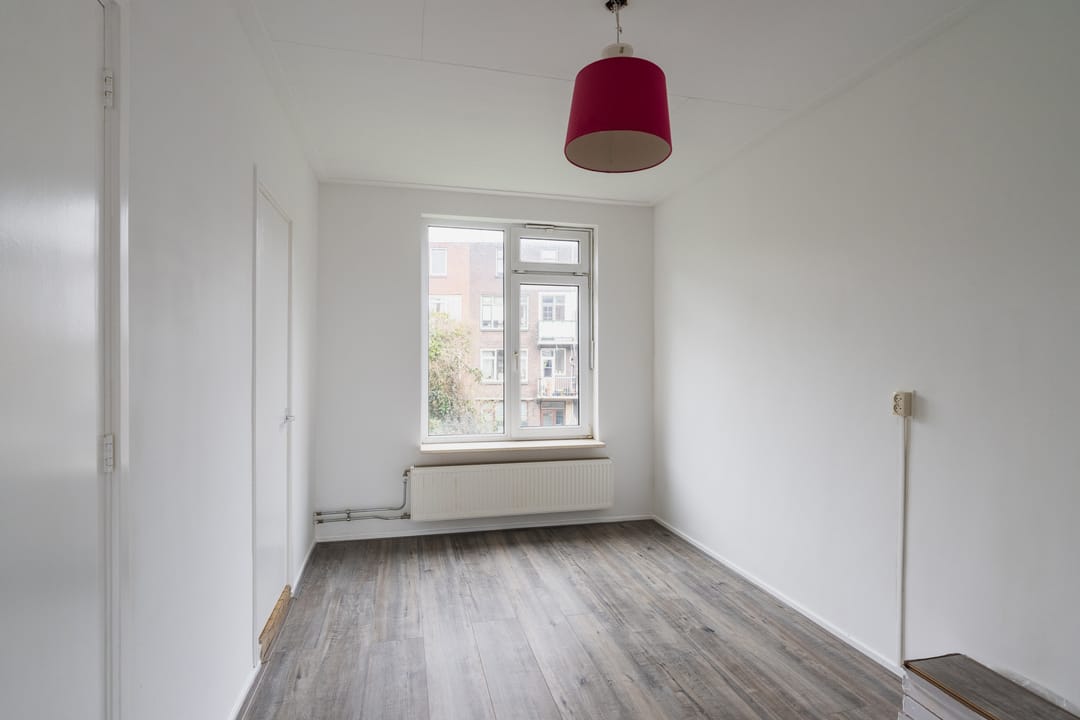 Bright 3-room apartment on second floor with two balconies in central Vlaardingen location — 13