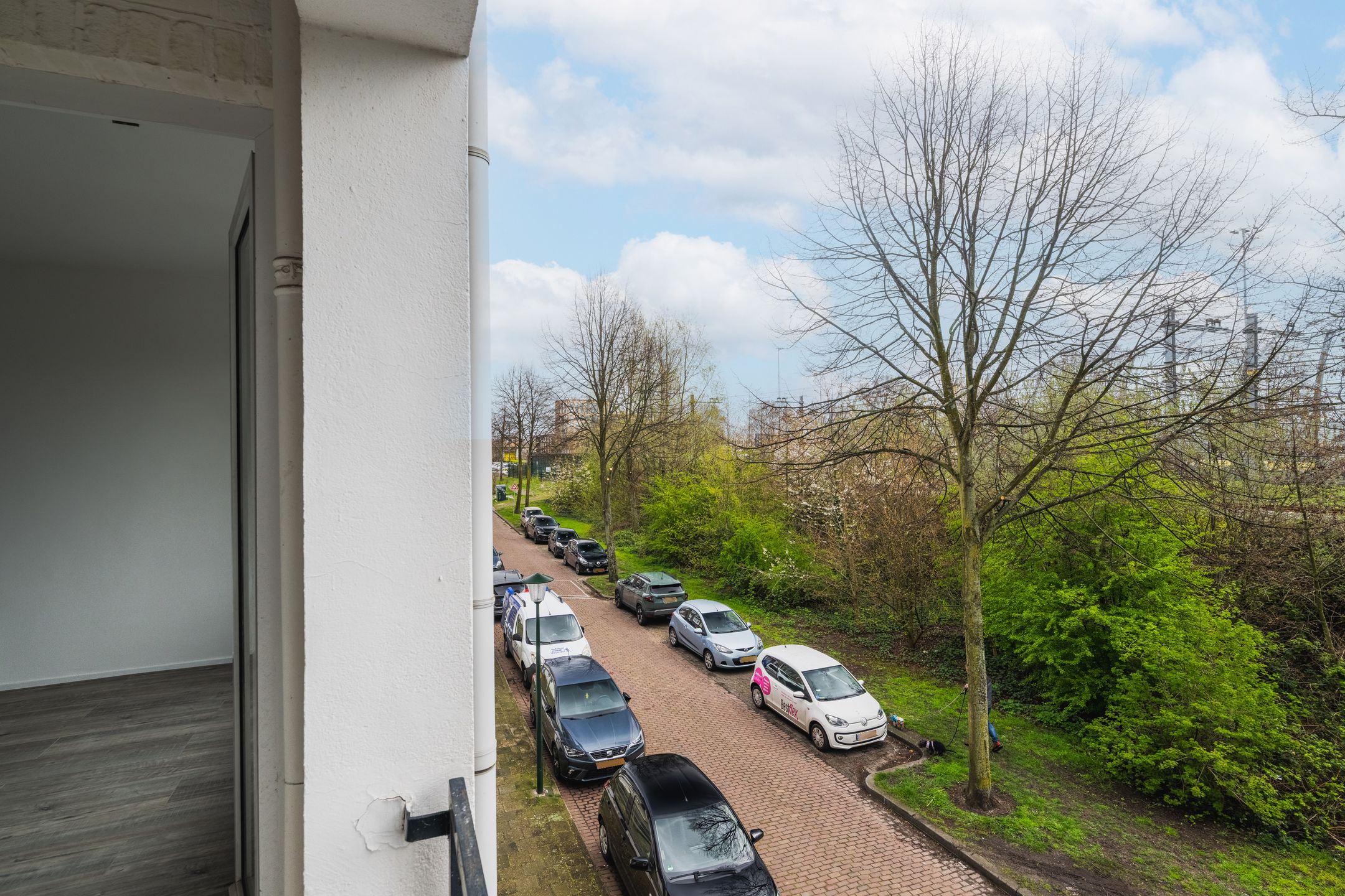 Bright 3-room apartment on second floor with two balconies in central Vlaardingen location — 12