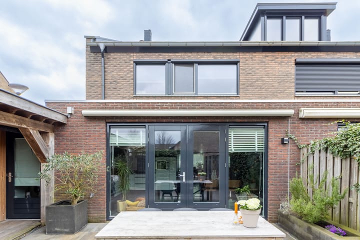 Foto 2 van Voorsteven 7