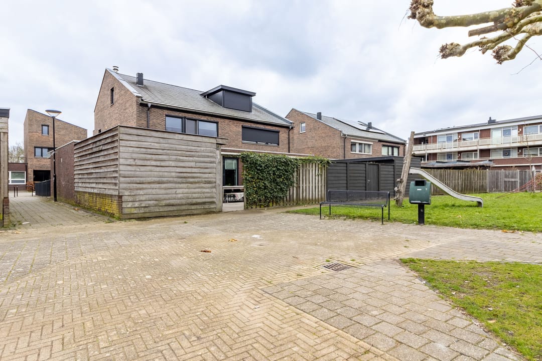 Spacious Semi-Detached Home with Heat Pump and Solar Panels in Koenraadswetering — 38