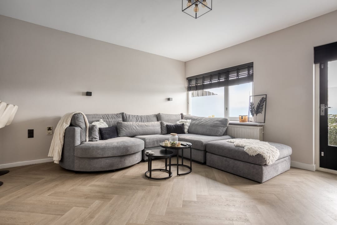 Move-in Ready Apartment in the Heart of Purmerend with Balcony — 16