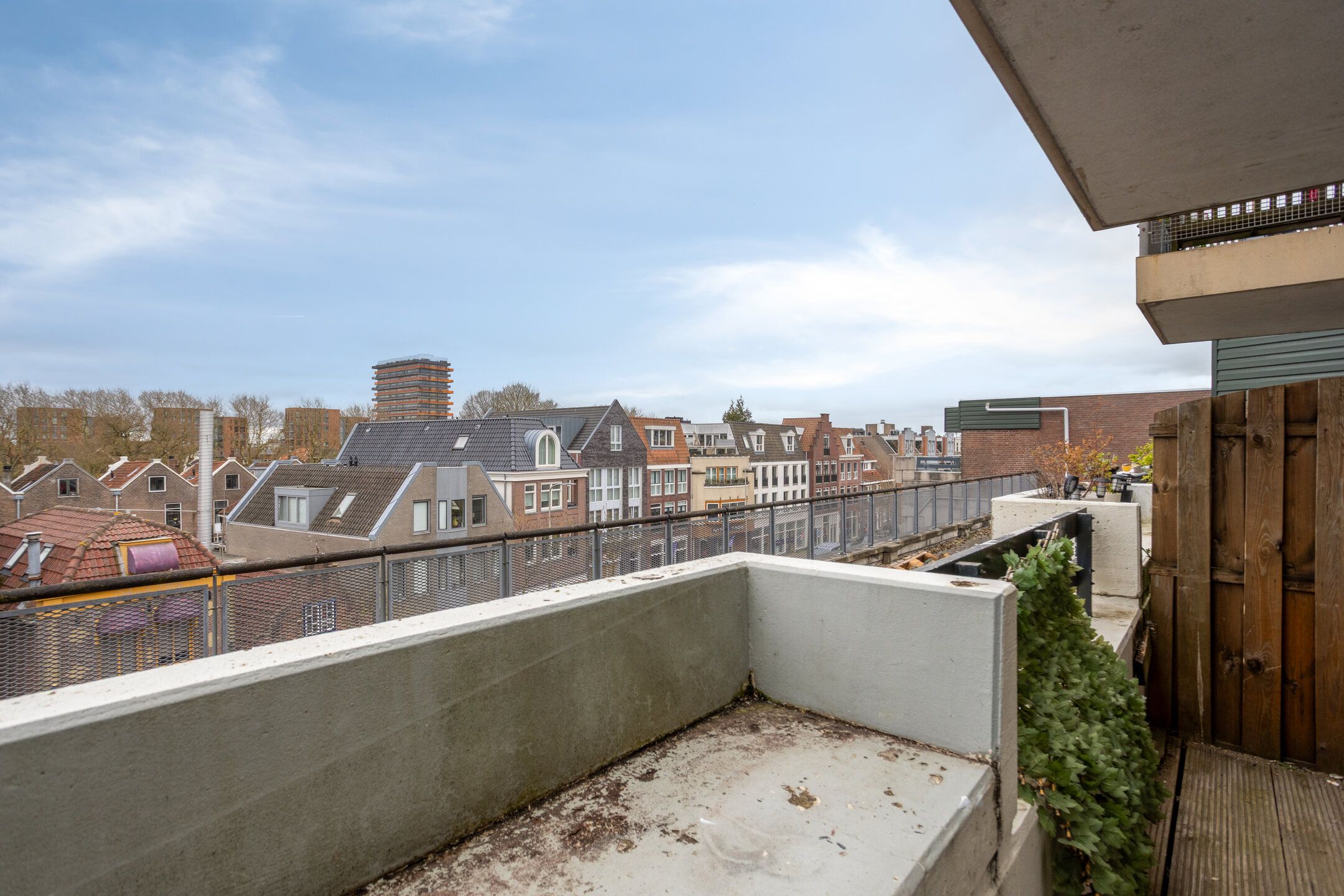 Move-in Ready Apartment in the Heart of Purmerend with Balcony — 21