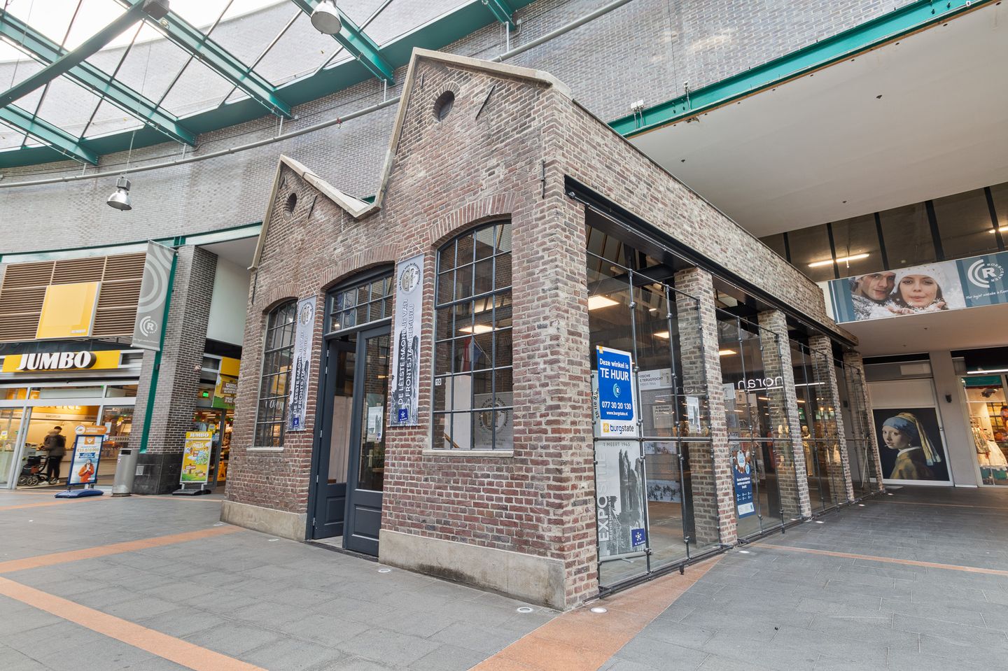 Bekijk foto 3 van Roersingelpassage 1