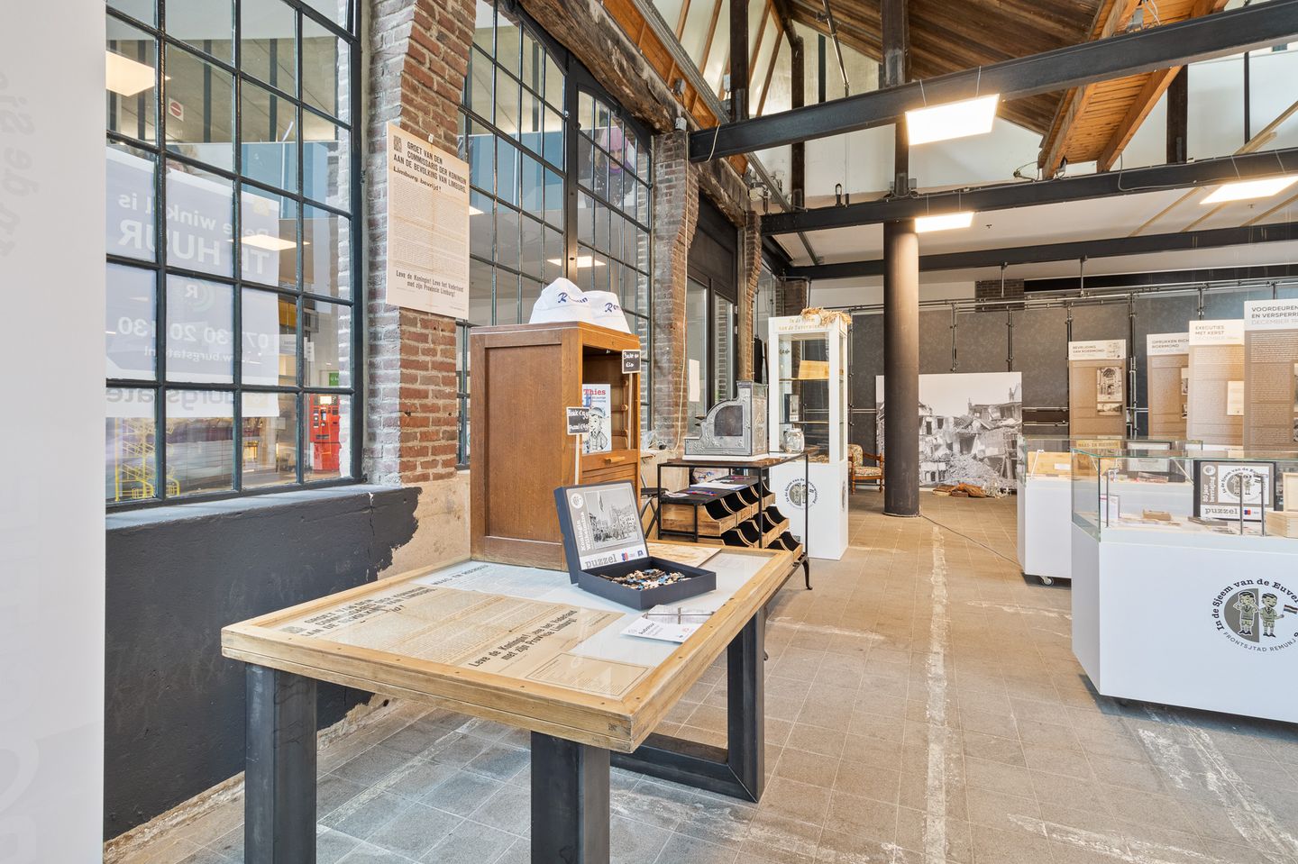 Bekijk foto 5 van Roersingelpassage 1