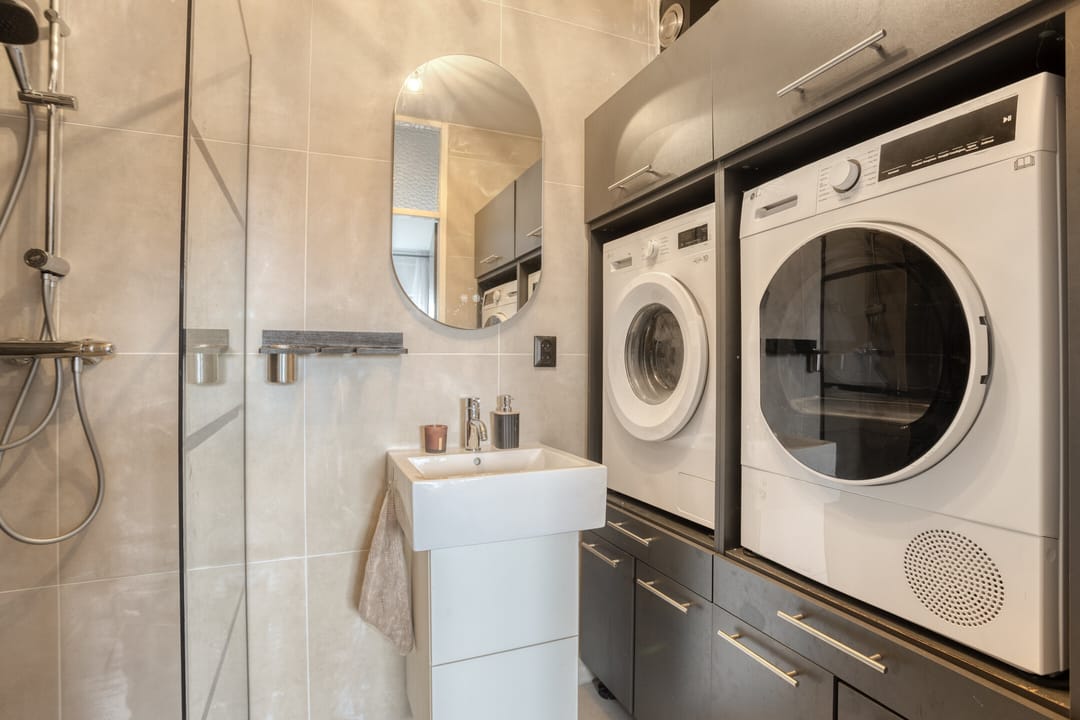 Move-in Ready Apartment in the Heart of Purmerend with Balcony — 13