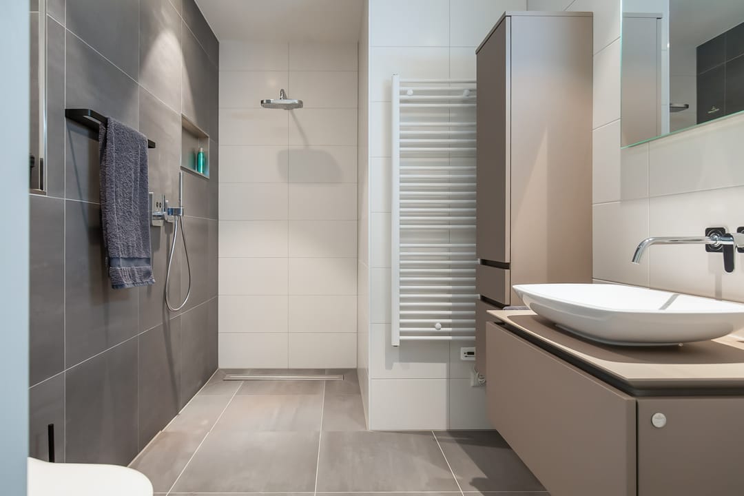 Luxury Penthouse with Panoramic Views and Two Rooftop Terraces — 47