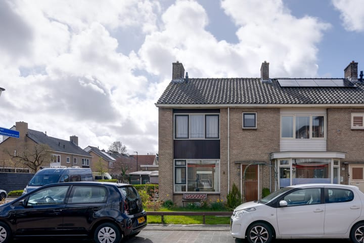 Photo 2 of Raadhuisplein 11