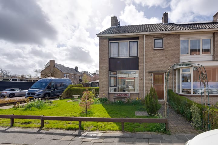 Photo 4 of Raadhuisplein 11