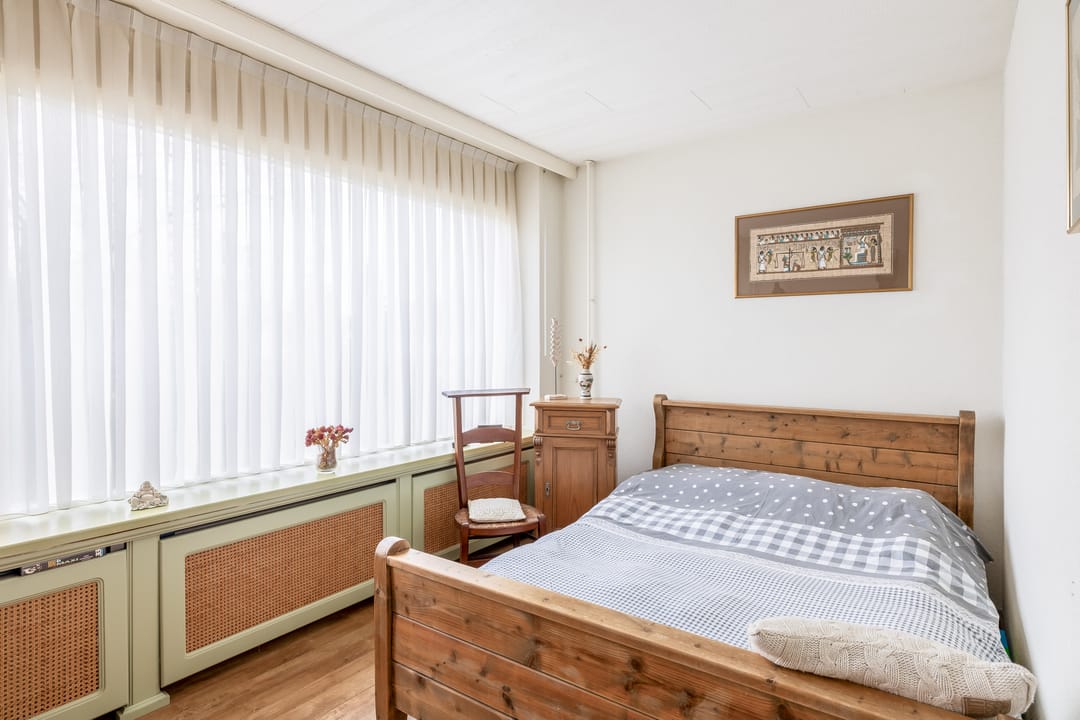Spacious Semi-Detached Family Home with Expansion Potential — 23