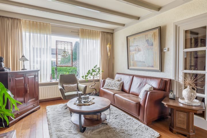 Foto 2 van Heuveleind 8