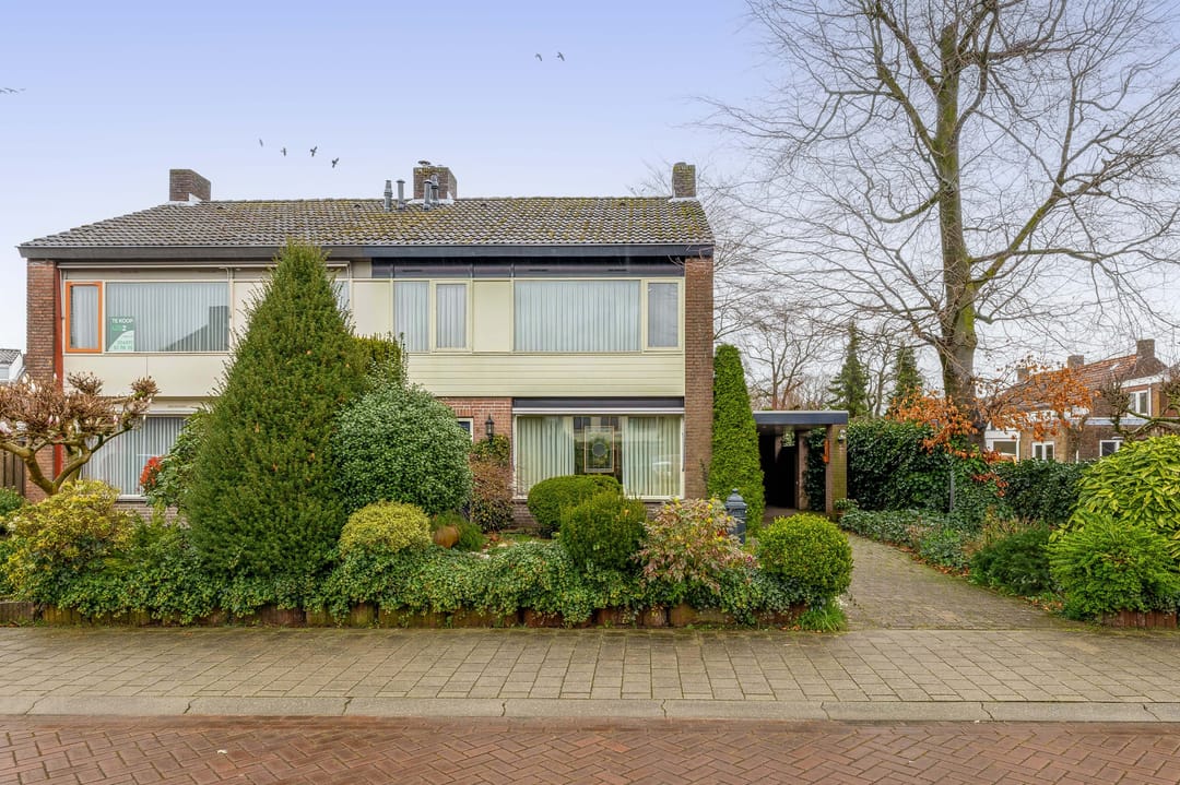 Spacious Semi-Detached Family Home with Expansion Potential — 32