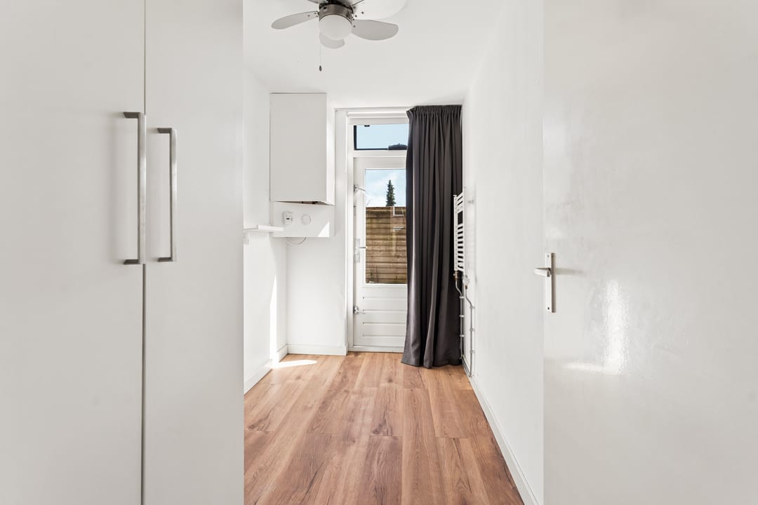 Photo 11 of Boomvalkstraat 8