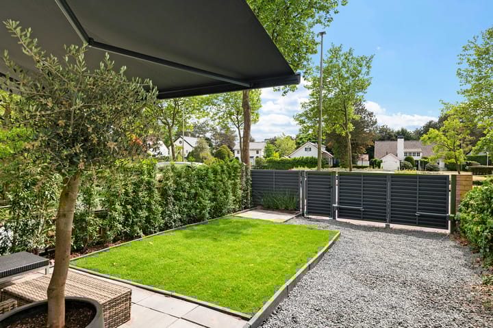 Photo 2 of Zandvoortselaan 333