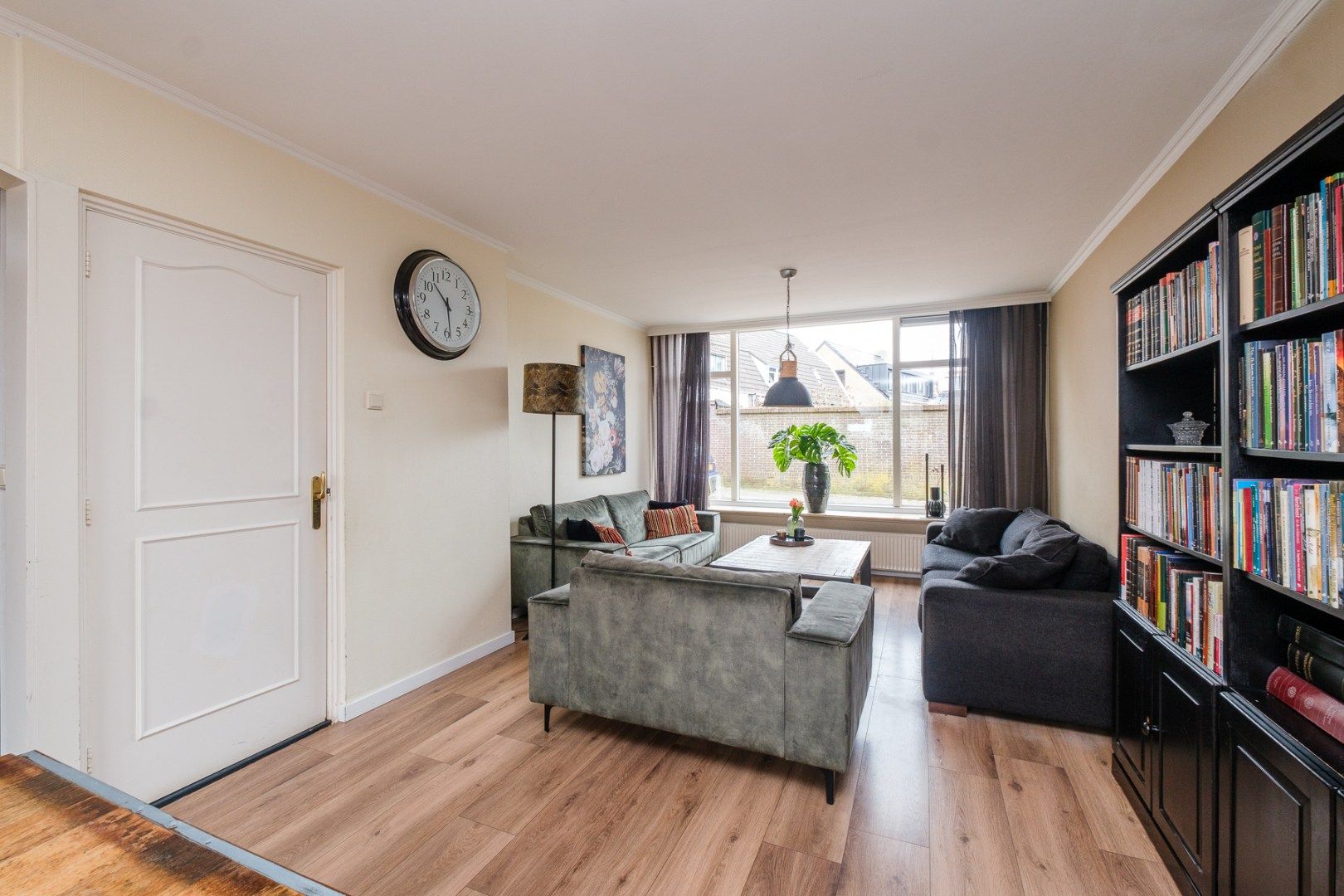 Foto 9 van Burg ten Veldestr 105