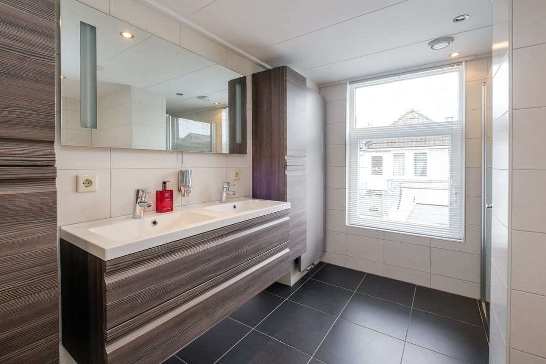 Foto 23 van Burg ten Veldestr 105