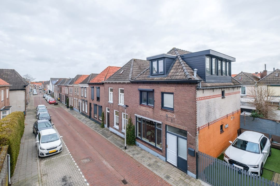 Foto 37 van Burg ten Veldestr 105