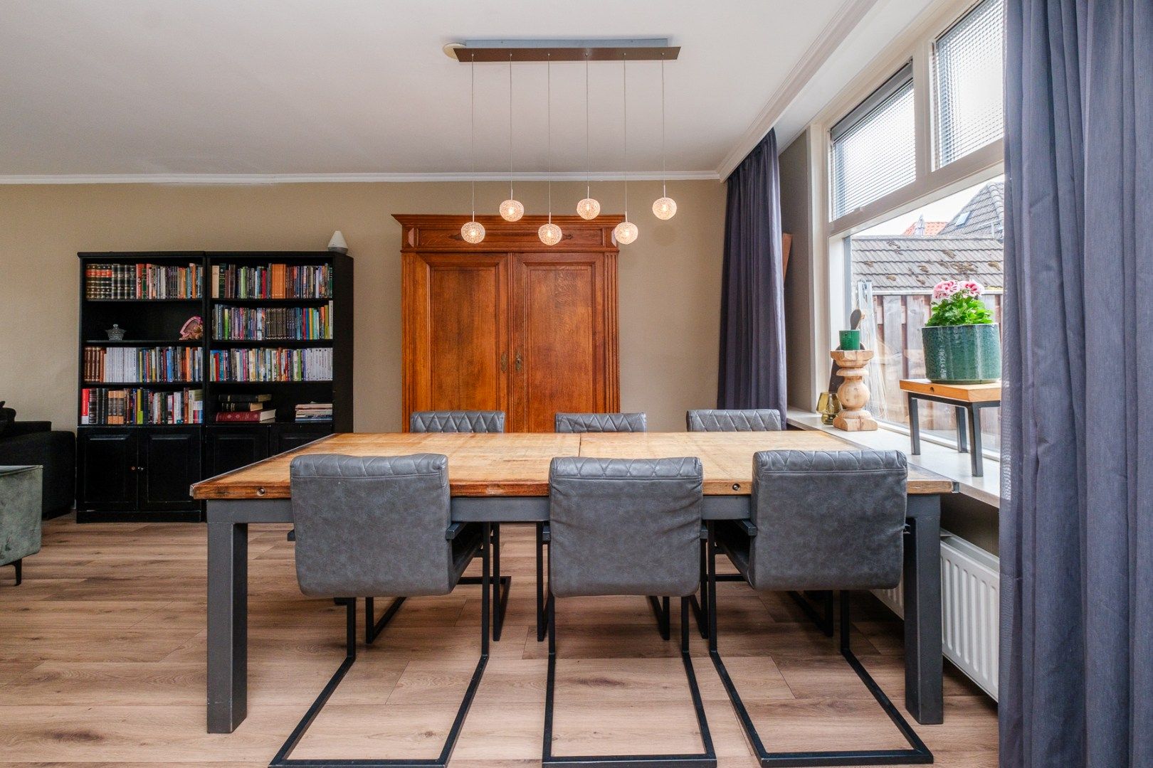 Foto 15 van Burg ten Veldestr 105