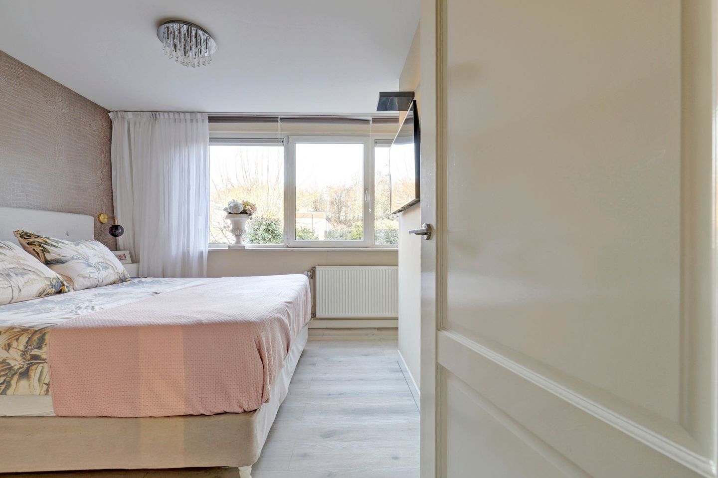 Move-in Ready Home with Garden Office in Arnhem North — 20