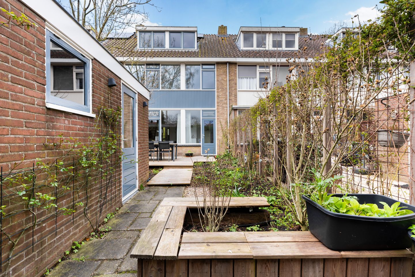 Foto 25 van Esdoornlaan 40