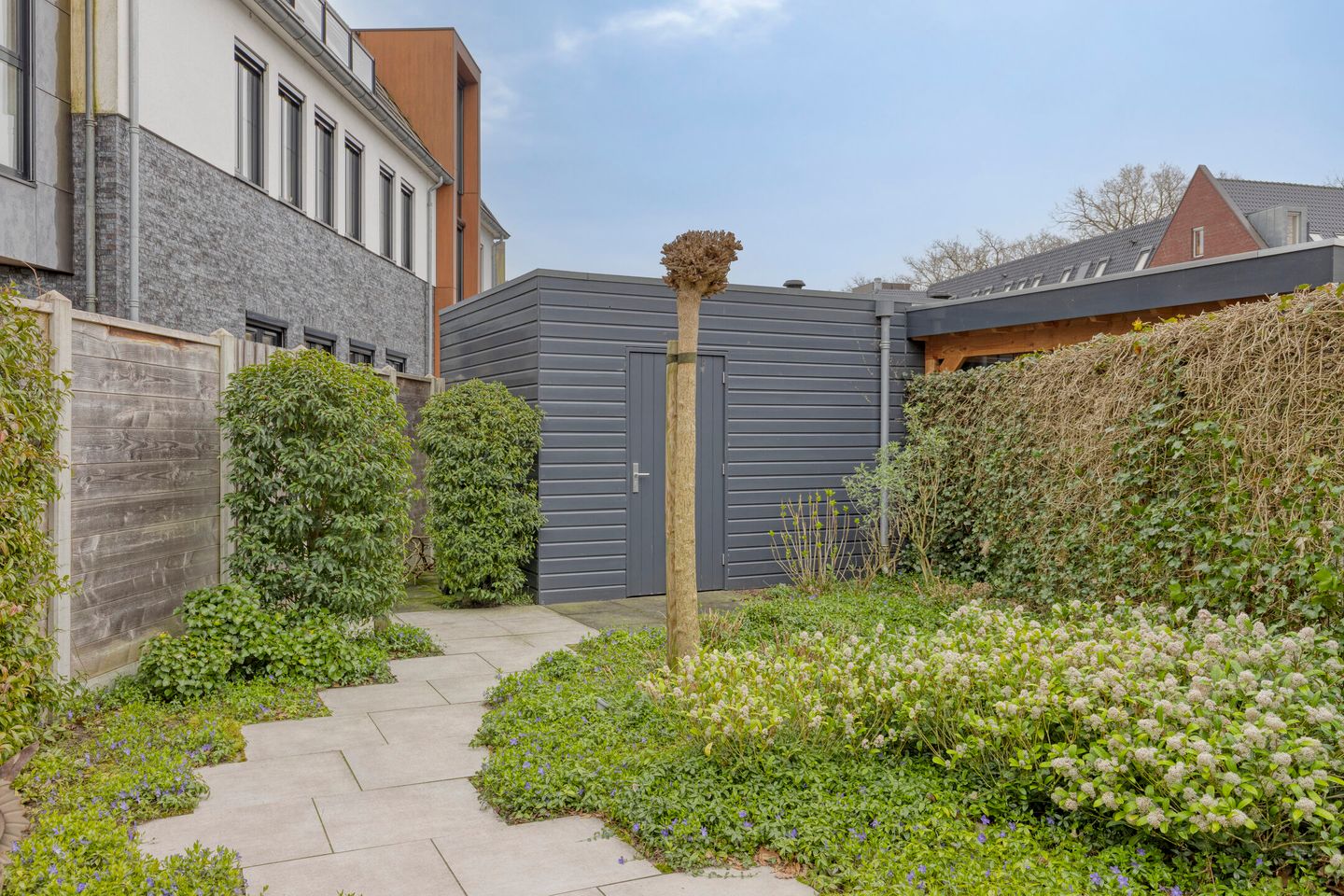 Photo 35 of Hofstraat 3