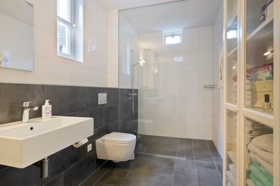 Photo 22 of Hofstraat 3