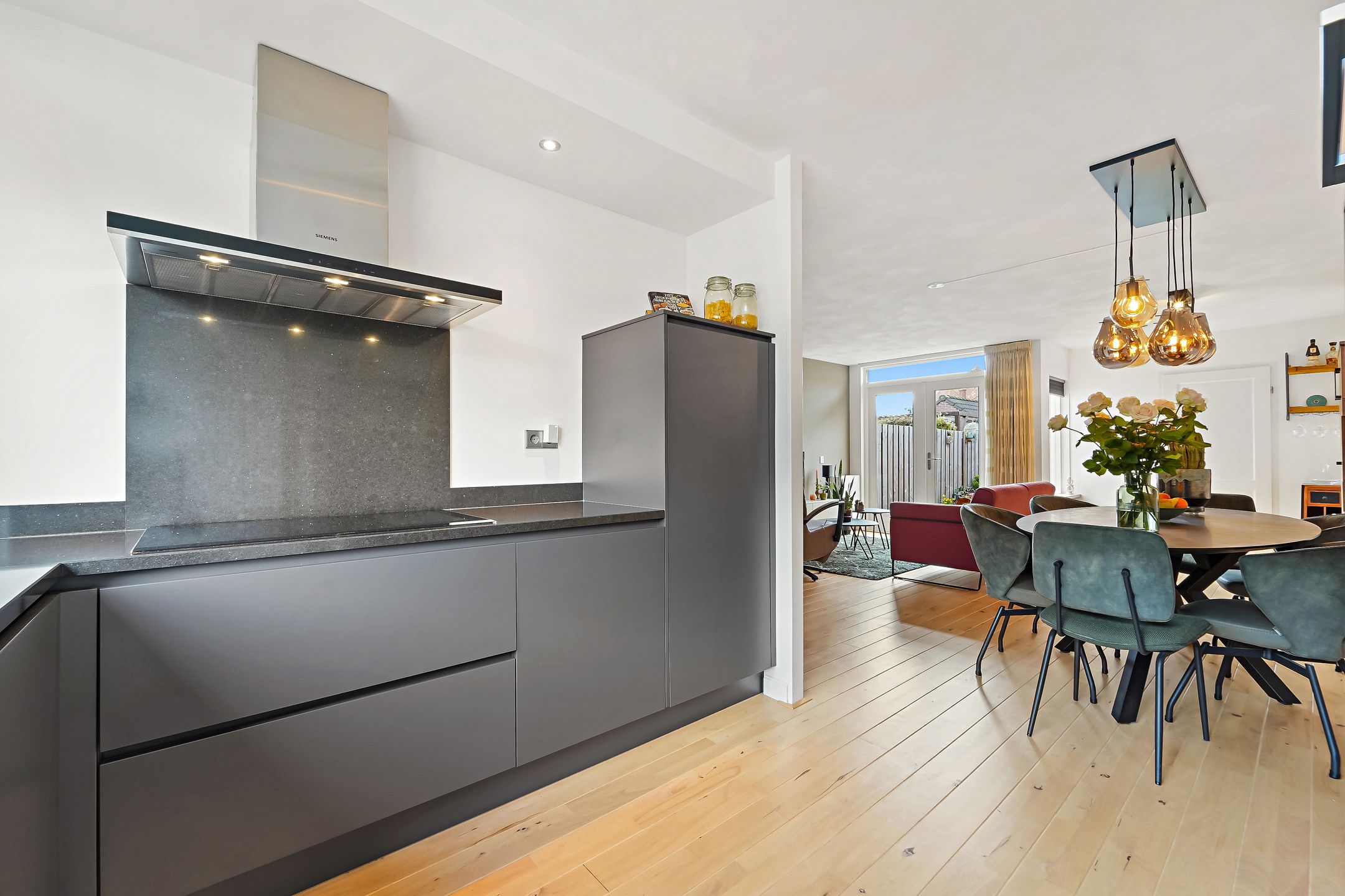 Photo 12 of Agnes Croesinklaan 3