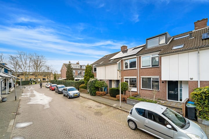 Foto 3 van Agnes Croesinklaan 3