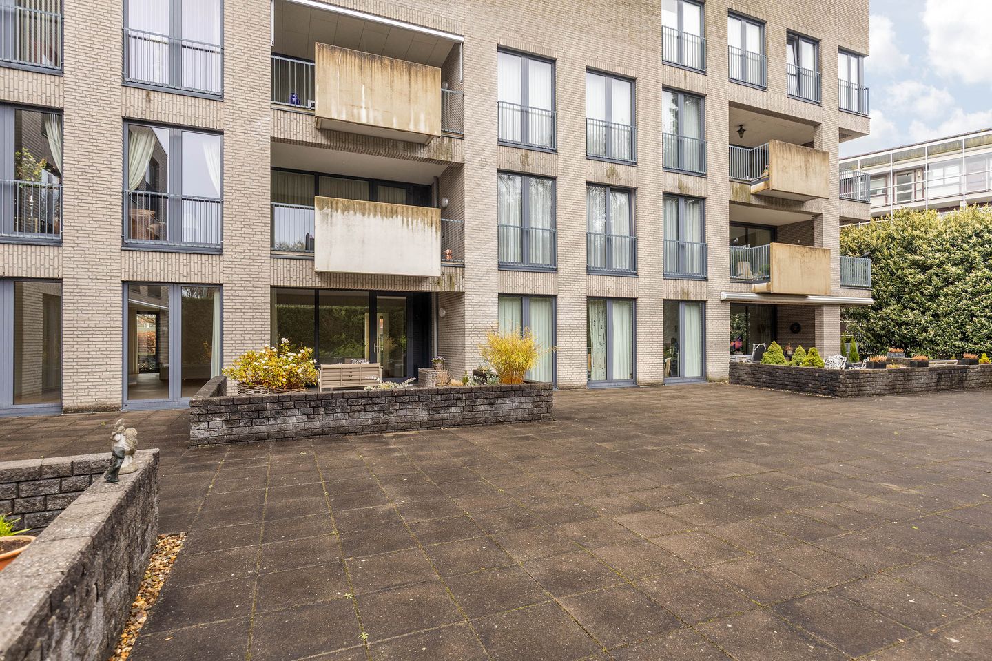 Foto 40 van Kastanjelaan 4-2